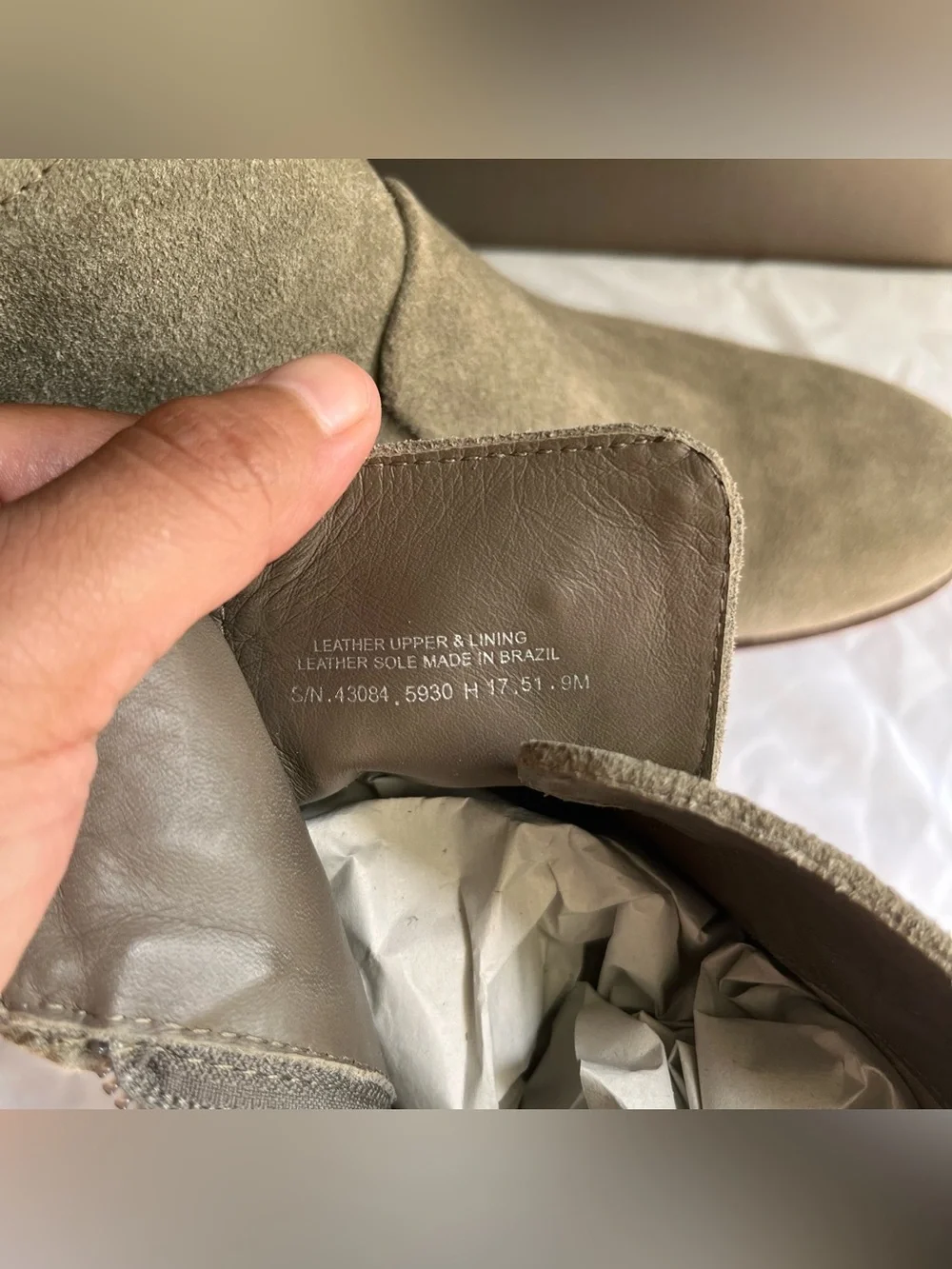 TORY BURCH | PORCINI SUEDE SABE ANKLE BOOTIES IN GRAY SIZE 9 LEATHER ROUND TOE